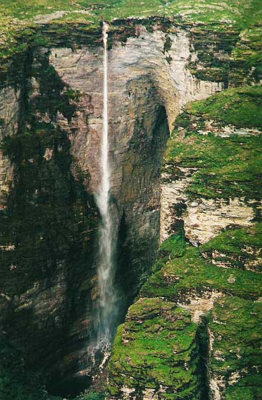 http://fernandod.com.br/images/textos/CACHOEIRA DA FUMACA 1.jpg