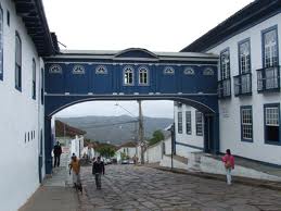 http://fernandod.com.br/images/textos/PASSADICO RUA DA GLORIA 1.jpg