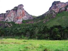 http://fernandod.com.br/images/textos/SERRA DAS CONFUSOES 3.jpg